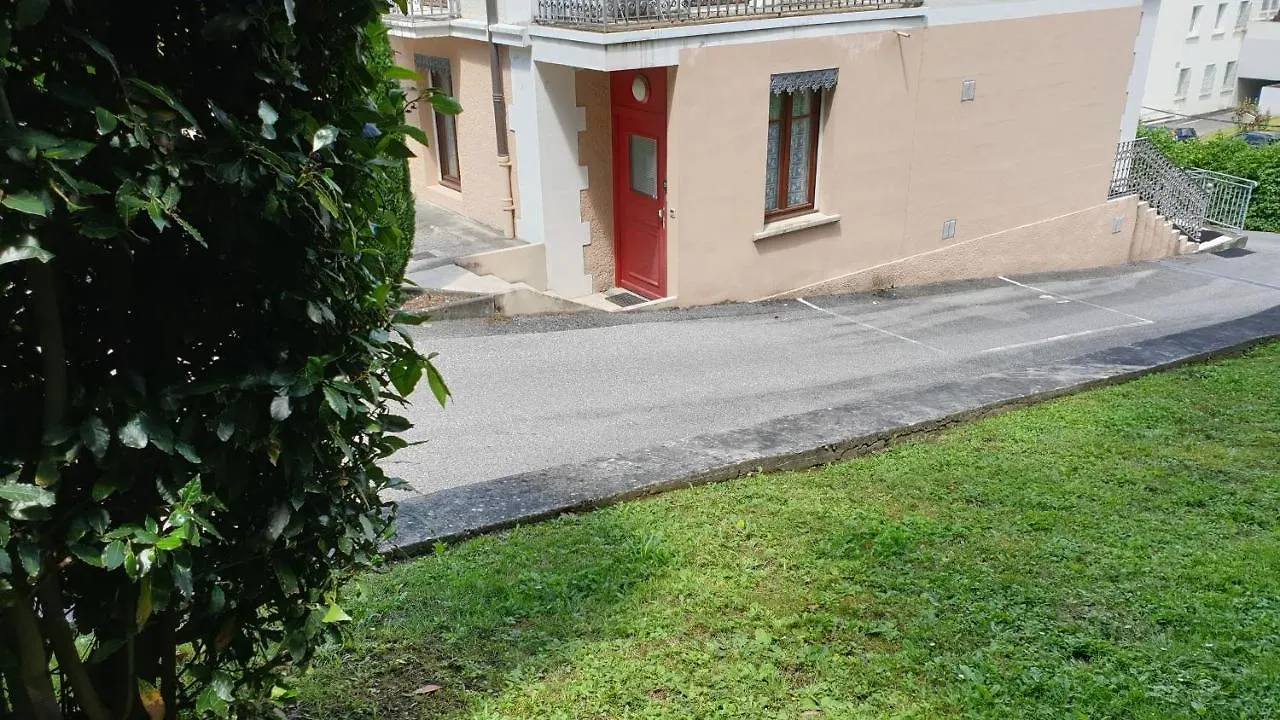 Calme & Elegance Studio De Charme Proche Centre Aix-les-Bains 0*,