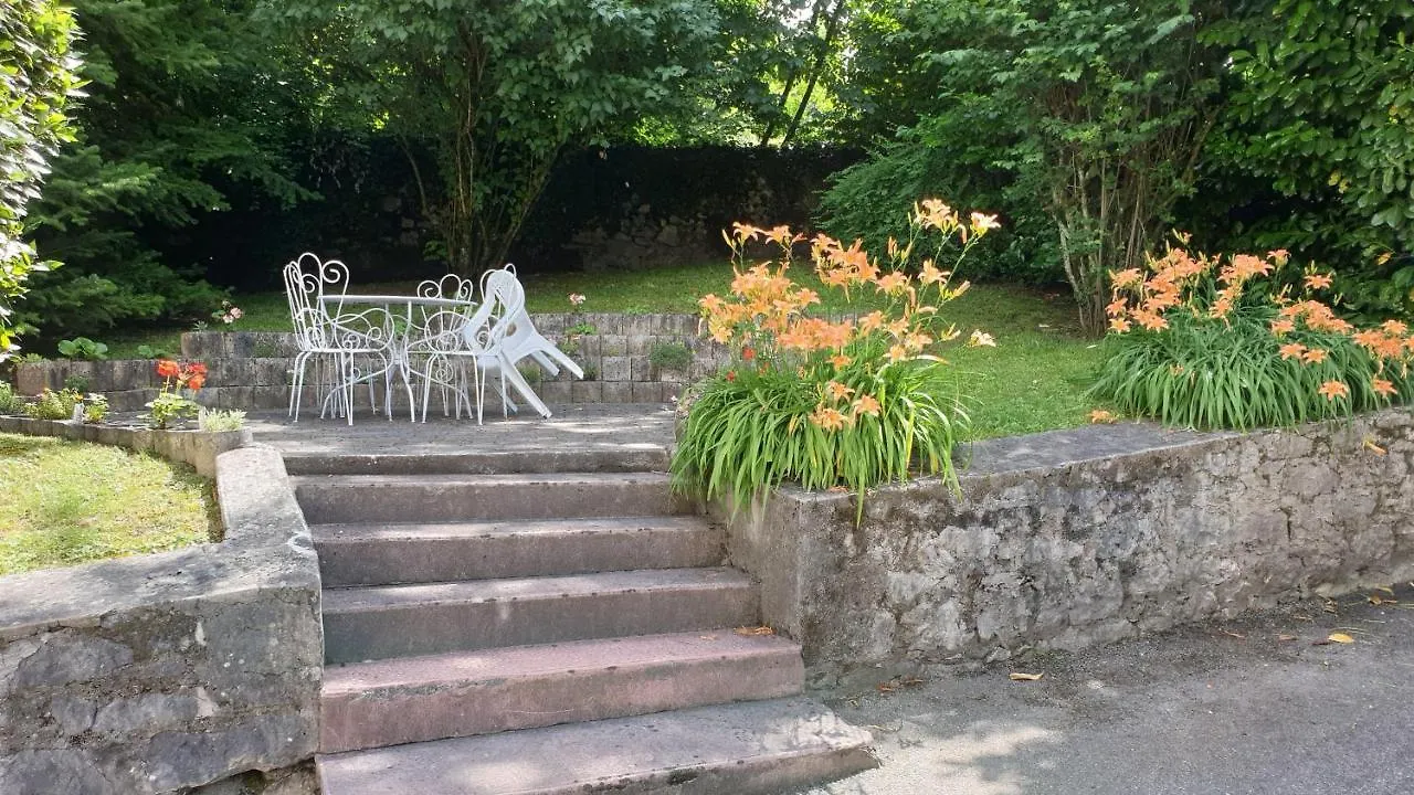 Calme & Elegance Studio De Charme Proche Centre Aix-les-Bains Apartament