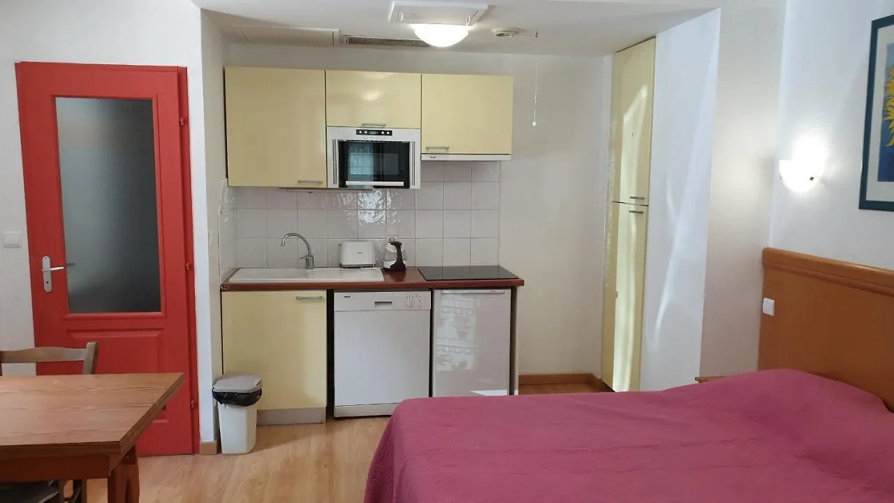 VILLA ASTAY, Studio No. 3 - Rez de chaussée Appartement